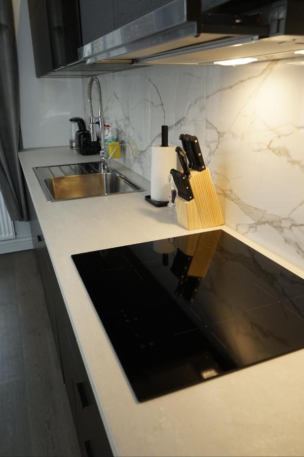 Modern Apartment At European Quarter Brüsszel Kültér fotó